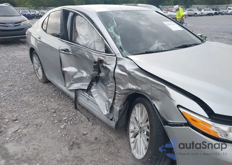 2018 Toyota Camry Xle z USA, uszkodzony, nr VIN 4T1B11HK5JU044650